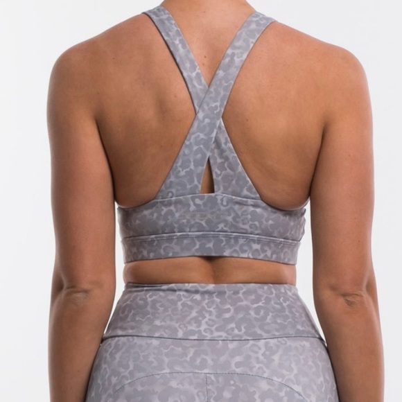 Women's Echt Wild Sports Bra Grey Size L - Picture 2 of 9
